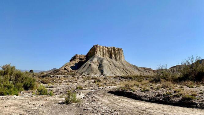 Alojamiento Las Dunas Bajo 塔韦尔纳斯 外观 照片